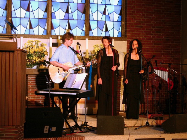 trio9